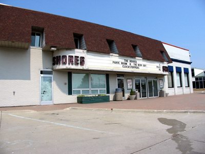 Shores Theatre - Recent Pic (newer photo)